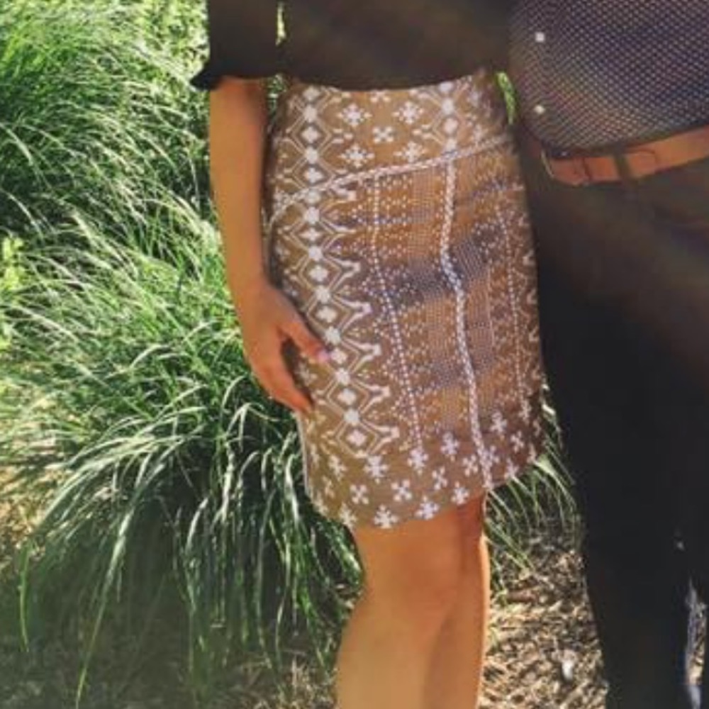 Beautiful embroidered skirt, size XS